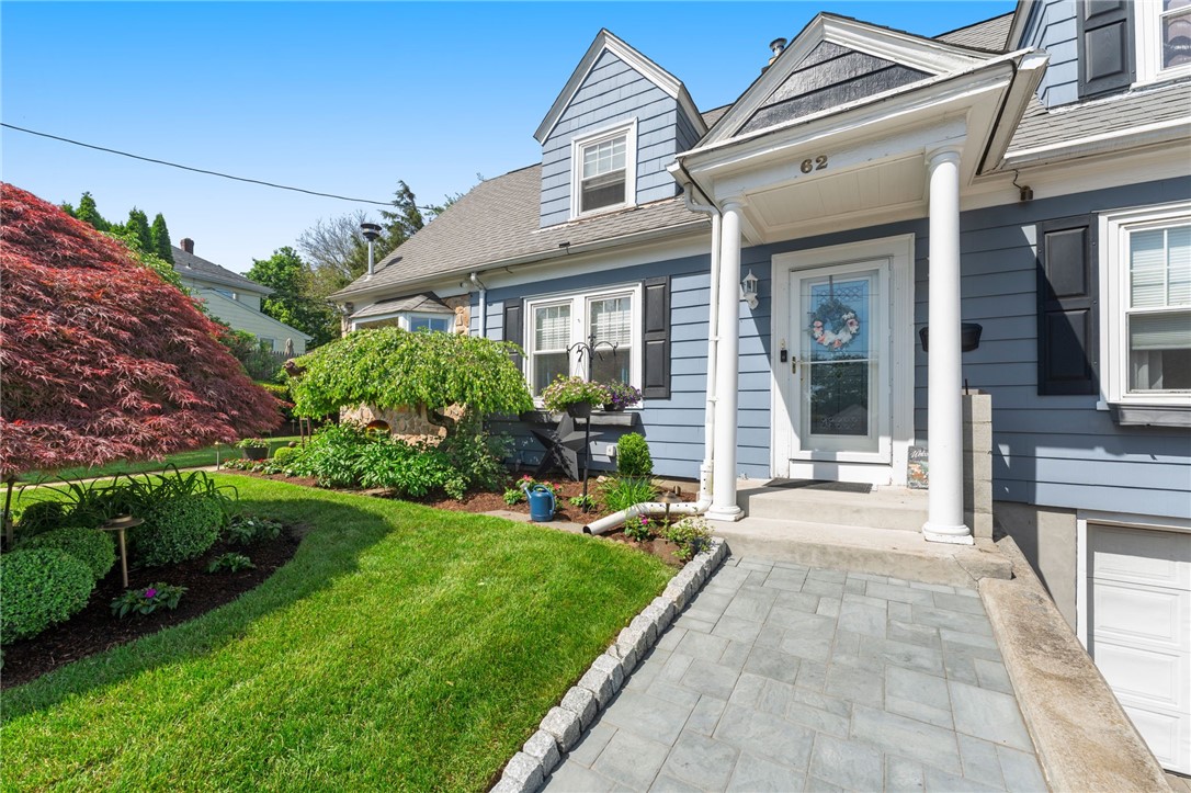 62 Andrews Avenue