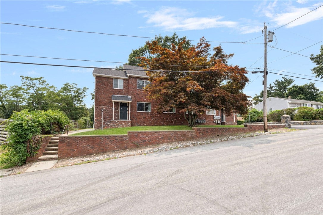 44 Newell Street