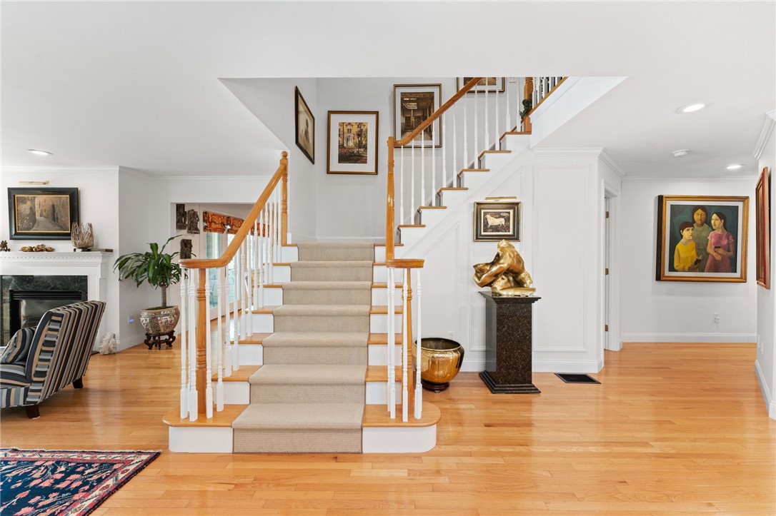 North Kingstown, Rhode Island 02852, United States, 3 Bedrooms Bedrooms, ,4 BathroomsBathrooms,Residential,Active,154583