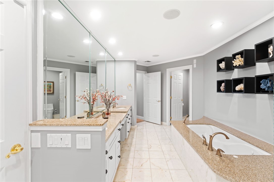 North Kingstown, Rhode Island 02852, United States, 3 Bedrooms Bedrooms, ,4 BathroomsBathrooms,Residential,Active,154583