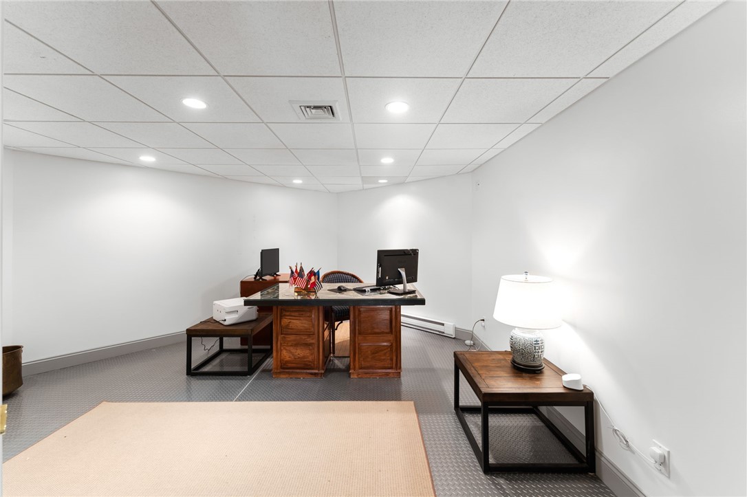 North Kingstown, Rhode Island 02852, United States, 3 Bedrooms Bedrooms, ,4 BathroomsBathrooms,Residential,Active,154583