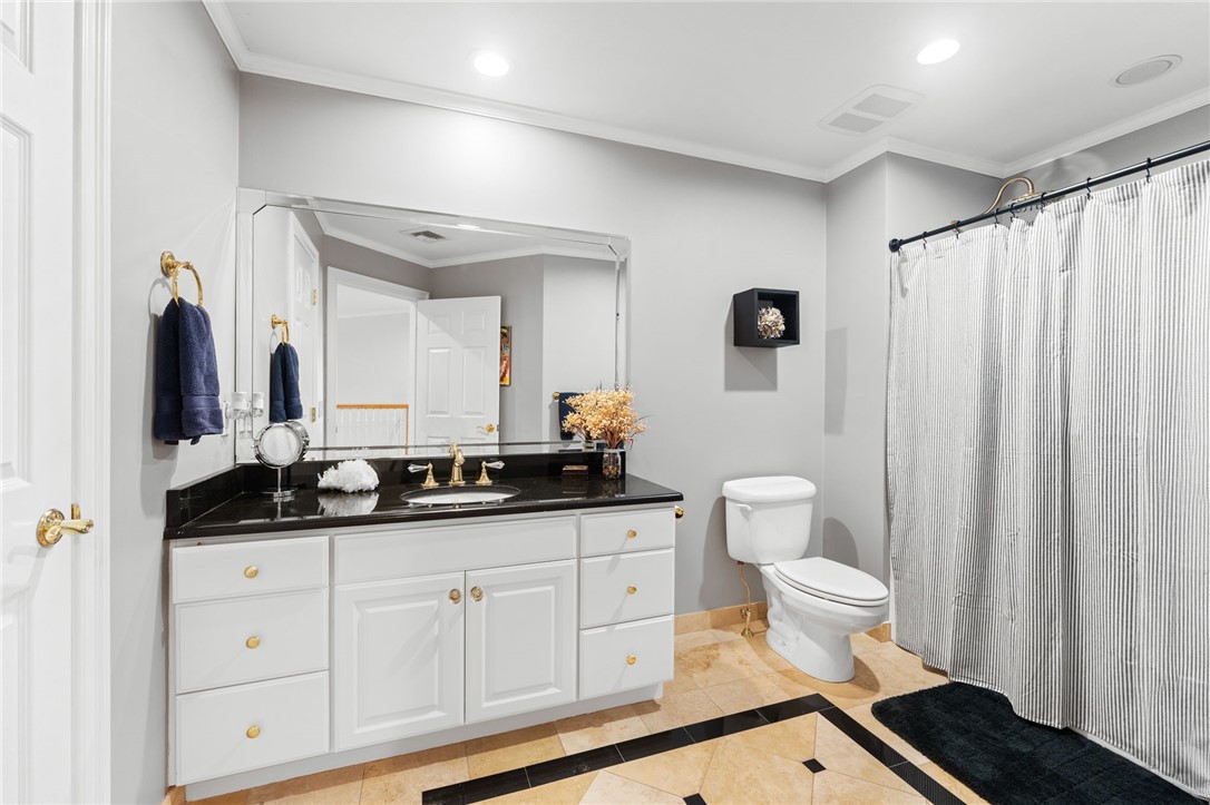 North Kingstown, Rhode Island 02852, United States, 3 Bedrooms Bedrooms, ,4 BathroomsBathrooms,Residential,Active,154583