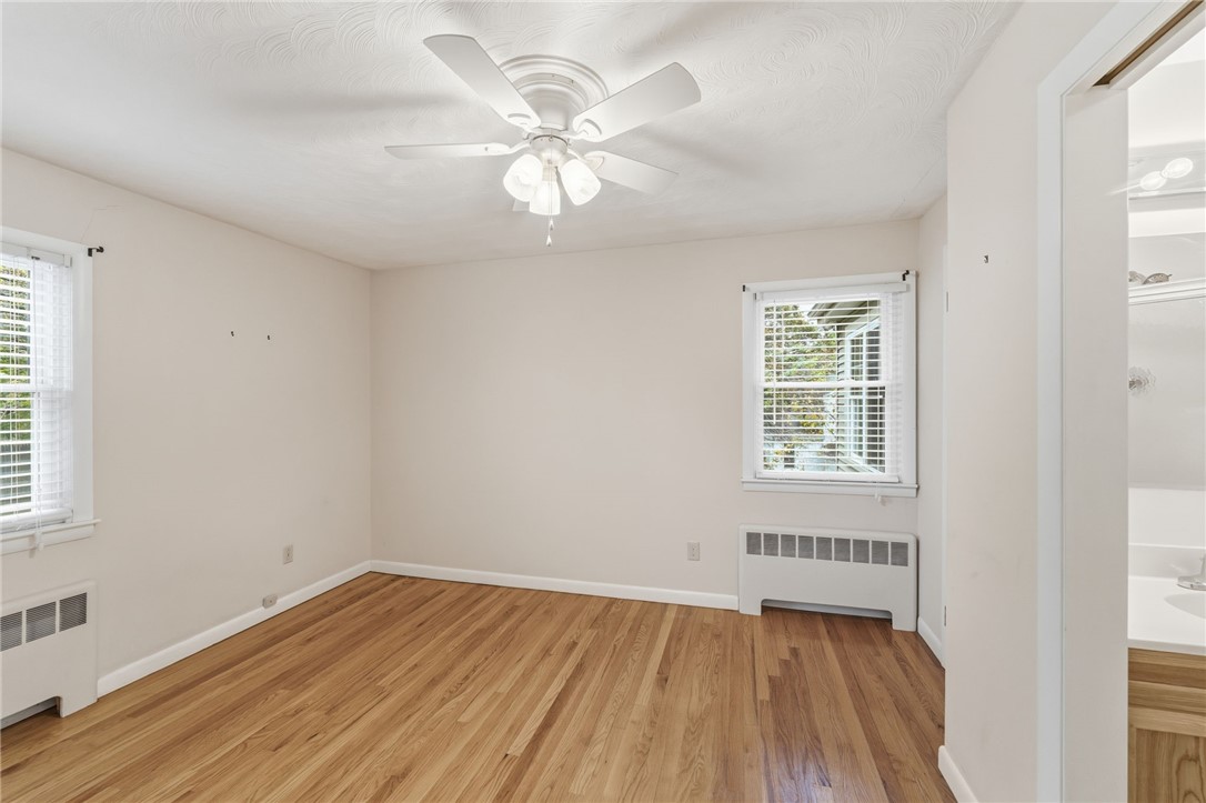 Cumberland, Rhode Island 02864, United States, 3 Bedrooms Bedrooms, ,2 BathroomsBathrooms,Residential,Pending,235944