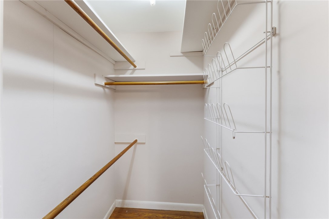 Cumberland, Rhode Island 02864, United States, 3 Bedrooms Bedrooms, ,2 BathroomsBathrooms,Residential,Pending,235944