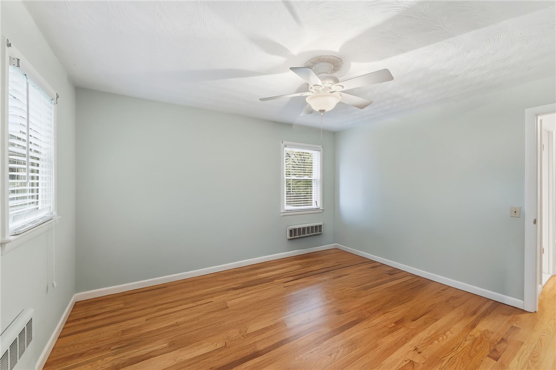 Cumberland, Rhode Island 02864, United States, 3 Bedrooms Bedrooms, ,2 BathroomsBathrooms,Residential,Pending,235944