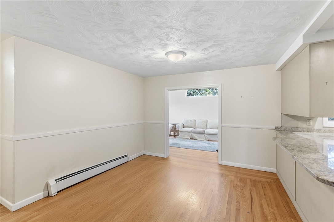 Cumberland, Rhode Island 02864, United States, 3 Bedrooms Bedrooms, ,2 BathroomsBathrooms,Residential,Pending,235944