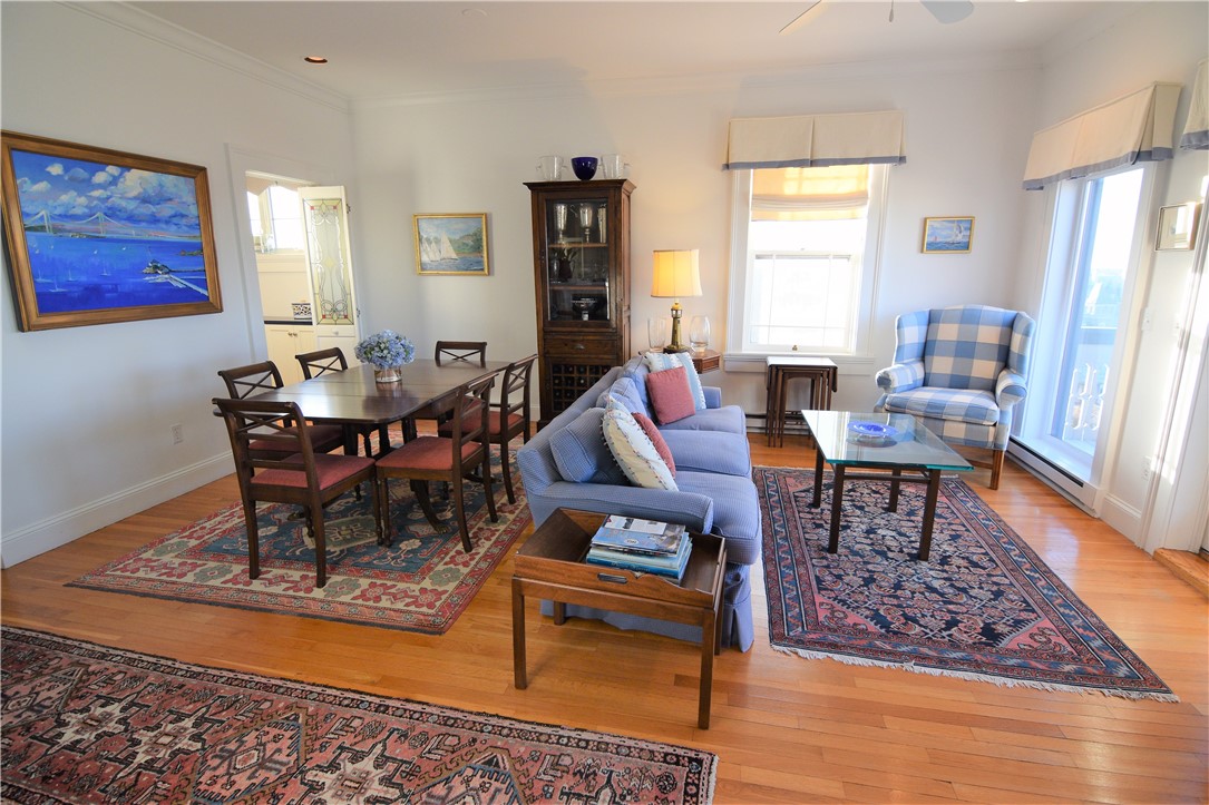 35 Chastellux Avenue J