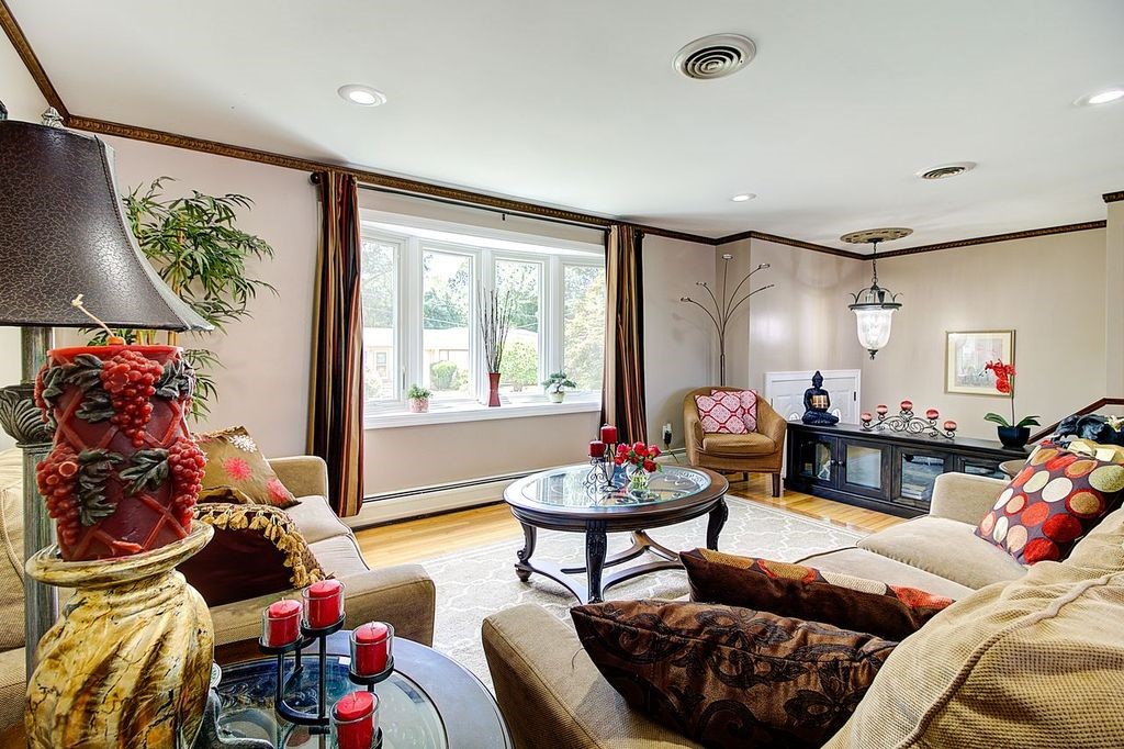 21 Beacon Street