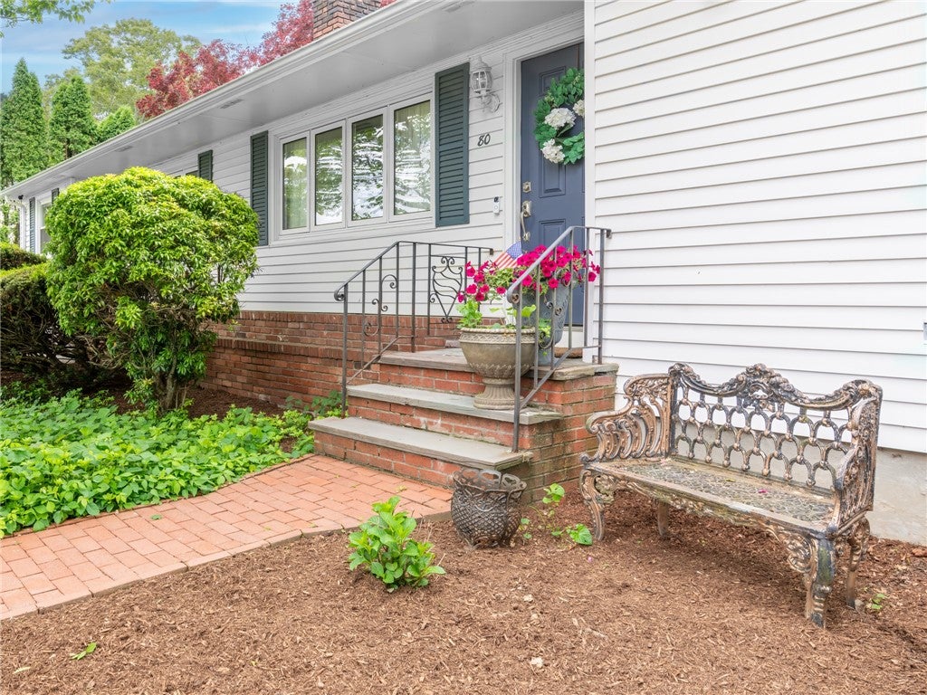 80 Birchwood Way
