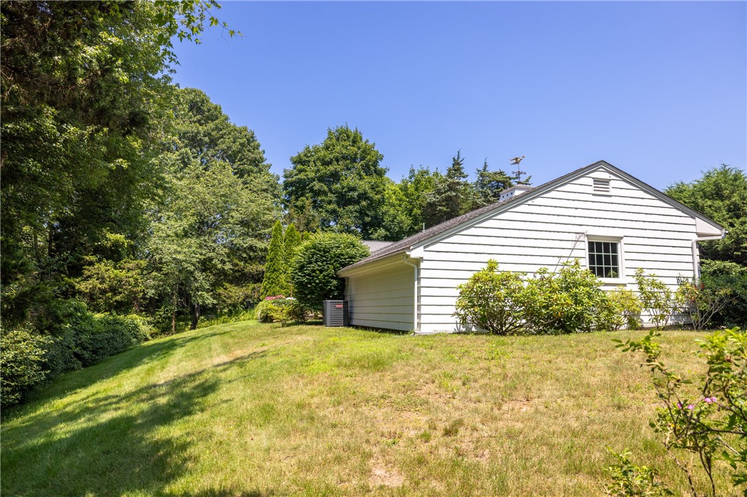 Westerly, Rhode Island 02891, United States, 3 Bedrooms Bedrooms, ,2 BathroomsBathrooms,Residential,Active,167343