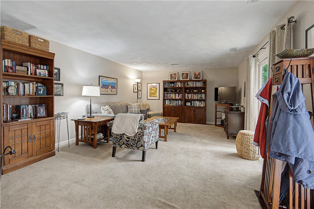 19 Caddy Rock Road A