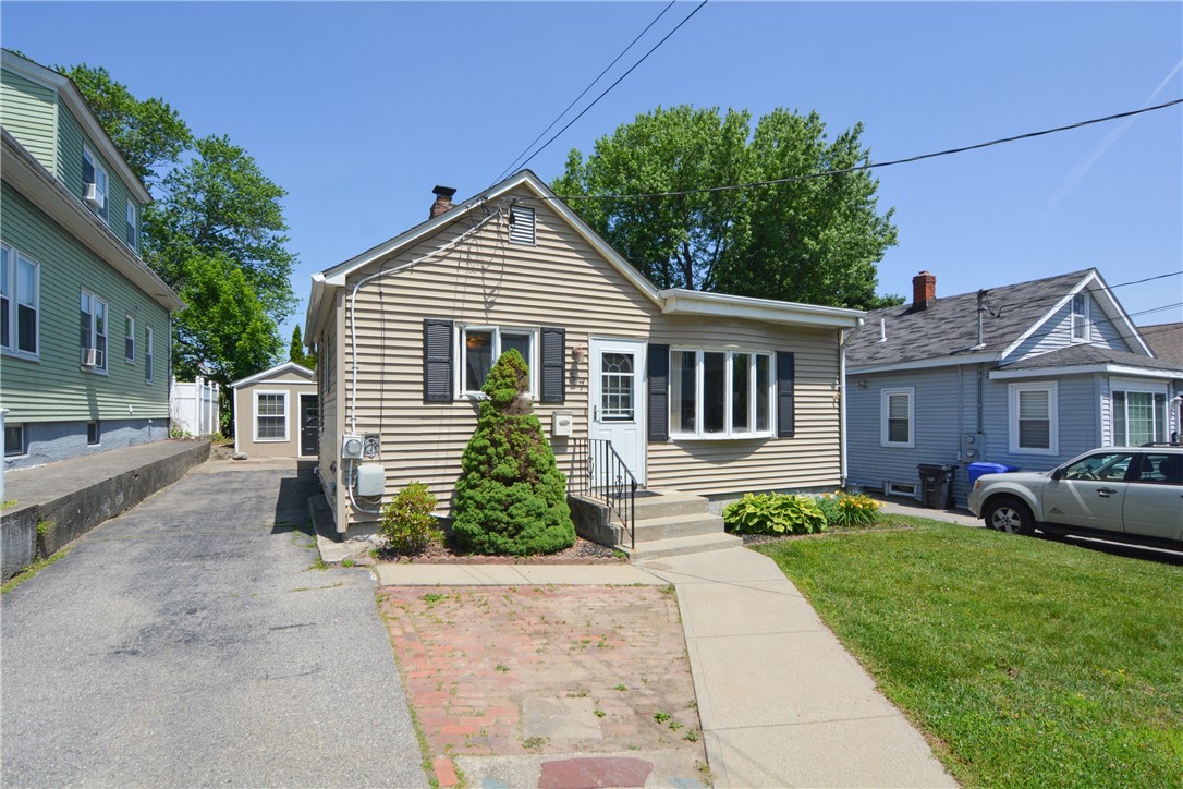 57 Vivian Avenue