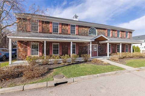 14 Clinton Avenue Jamestown RI 02835