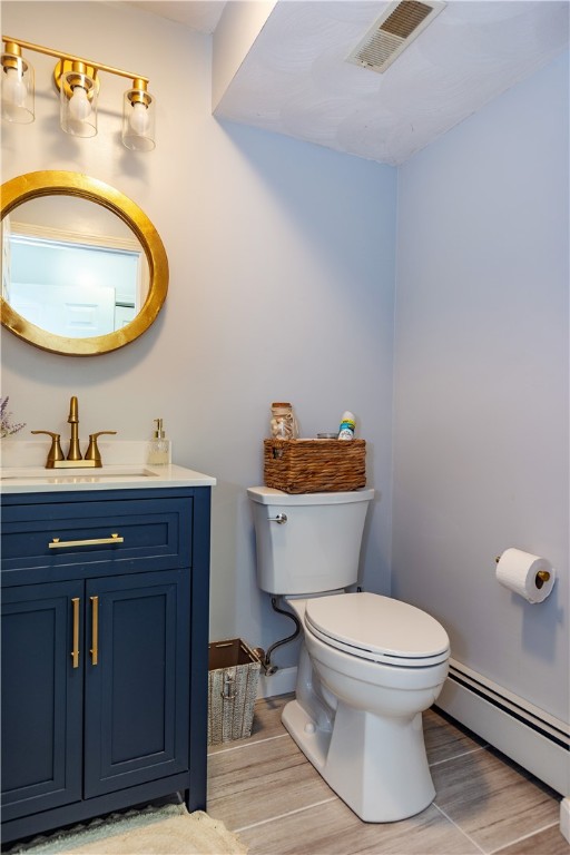 Warwick, Rhode Island 02889, United States, 3 Bedrooms Bedrooms, ,3 BathroomsBathrooms,Residential,Pending,187492