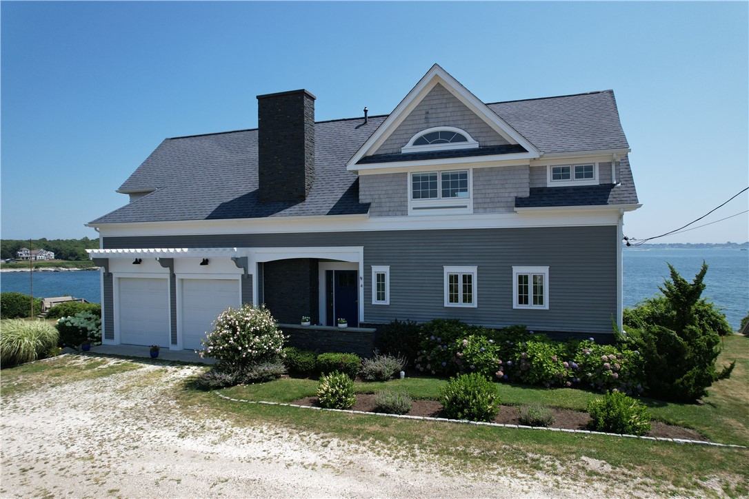 4 Clarkes Village Lane