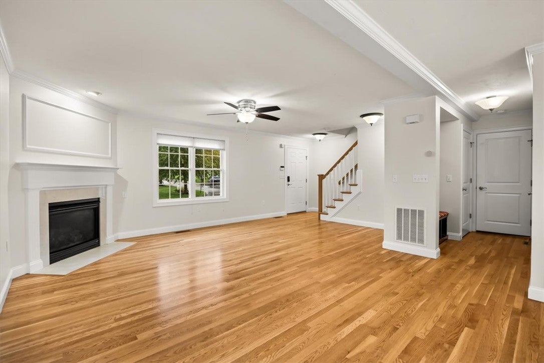 16 Streamview Drive 16