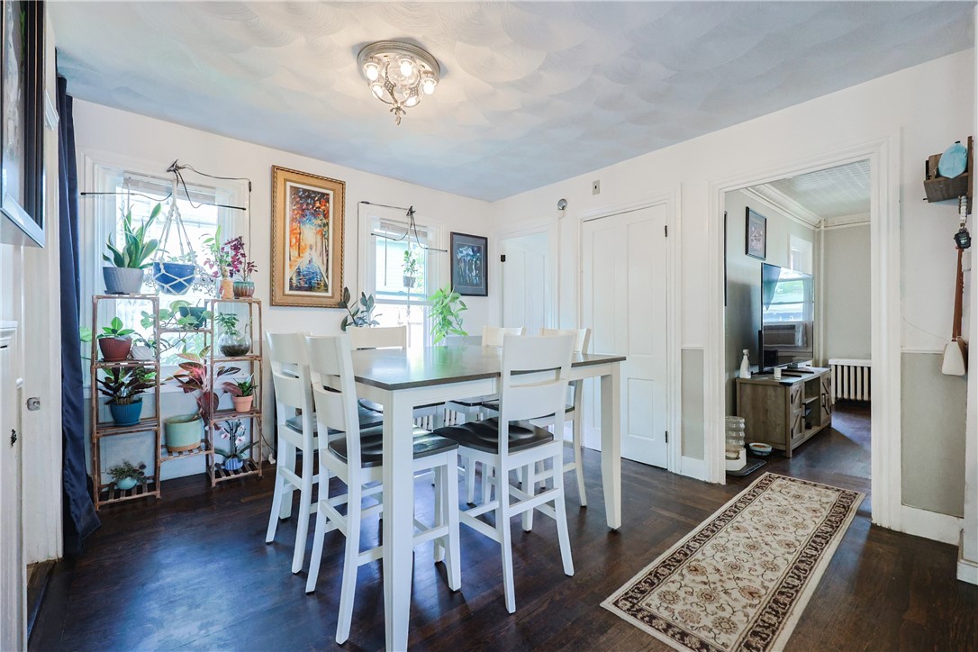 Woonsocket, Rhode Island 02895, United States, 3 Bedrooms Bedrooms, ,1 BathroomBathrooms,Residential,Active,189769