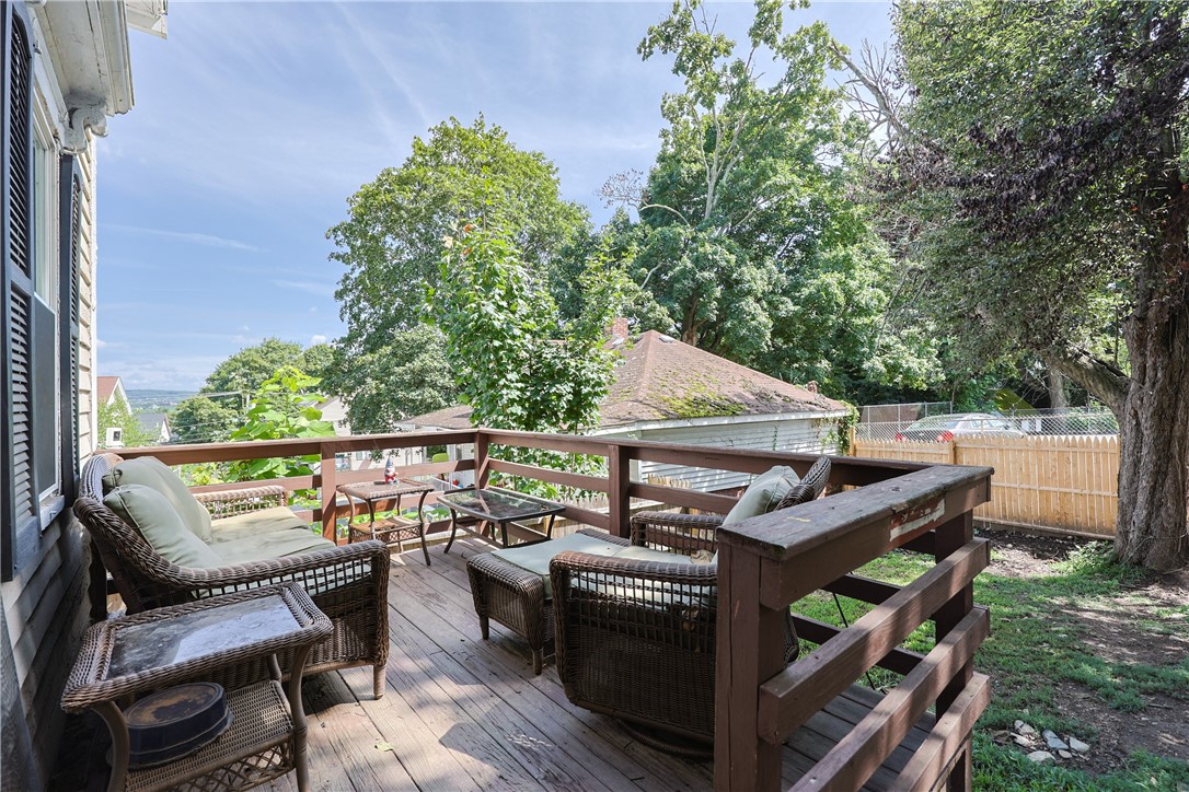 Woonsocket, Rhode Island 02895, United States, 3 Bedrooms Bedrooms, ,1 BathroomBathrooms,Residential,Active,189769