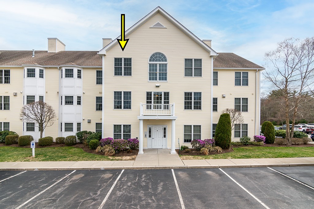 45 Saw Mill Drive 305