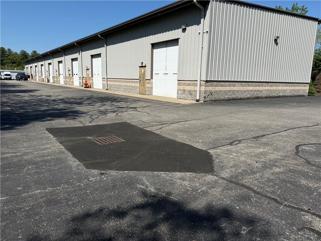 47 Cedar Swamp Road 11&12