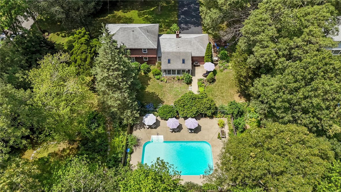 30 Stone Ridge Drive