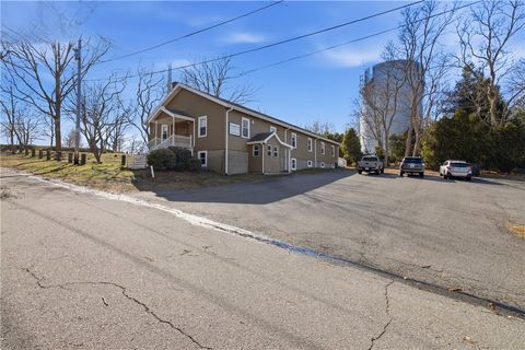 35 Dyer Street Portsmouth RI 02871