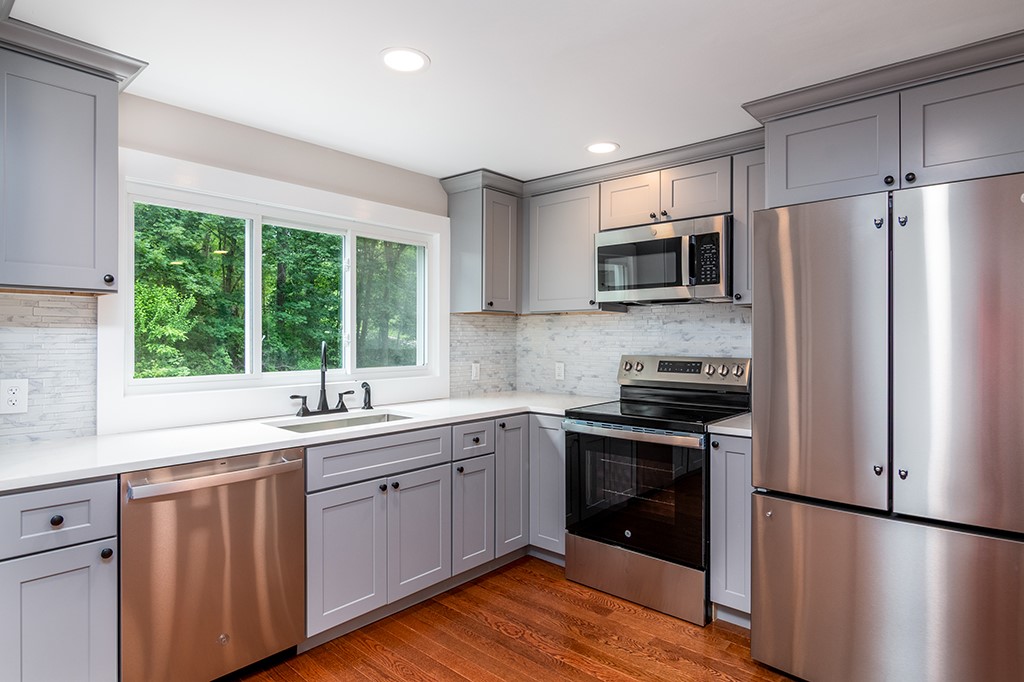 137 Rocky Hill Road