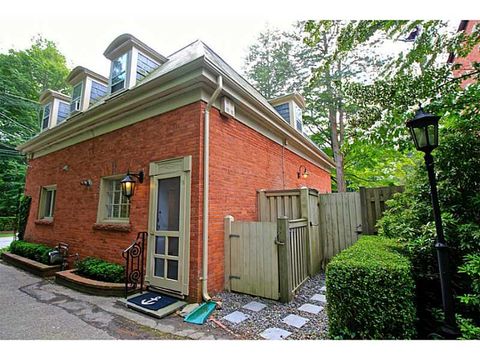 434 BELLEVUE Avenue CH Newport RI 02840