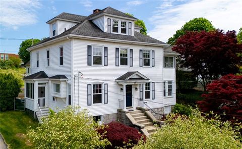 39 Summer Street Westerly RI 02891