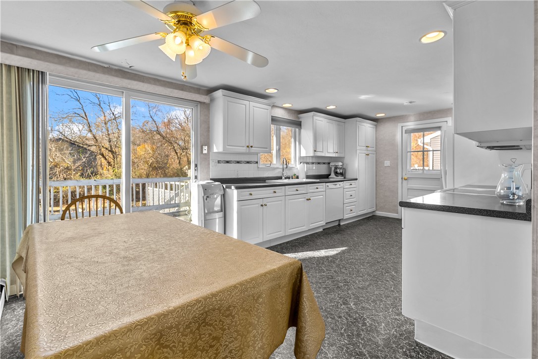 4 Cantone Drive