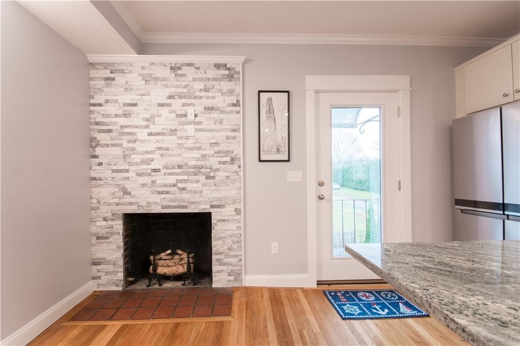 72 Thames Street 2