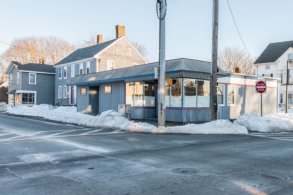 367 Child Street 377