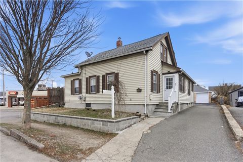 215 Kenyon Avenue Pawtucket RI 02861