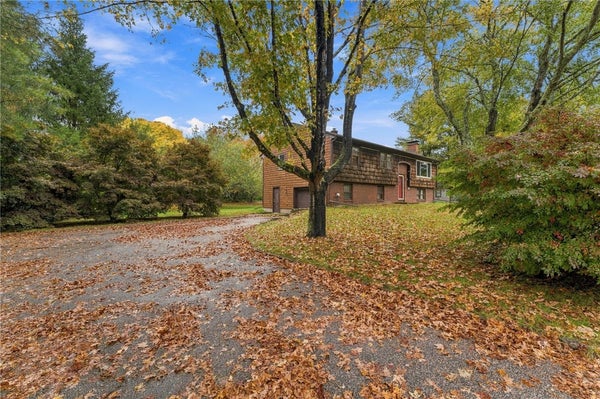 4 GRANCERA DR, HOPE VALLEY, RI 02832 - Image 5ccd77e057dc9671b66fff2fb3e6eef3/3478109956