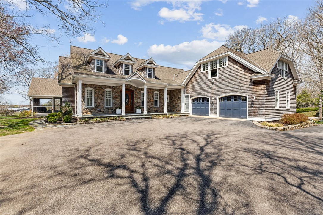 7 Spring Pond Road