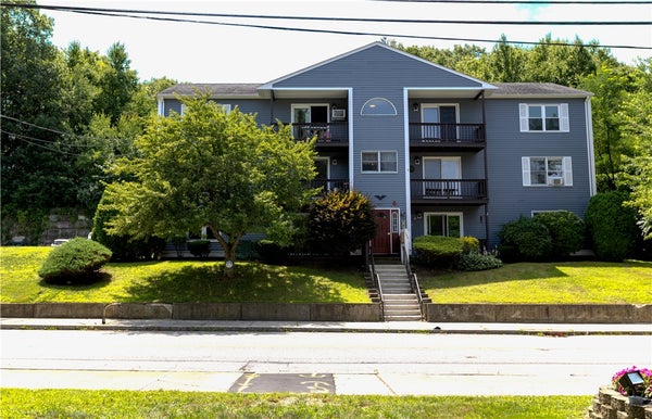 283 PRIVILEGE ST APT 6, WOONSOCKET, RI 02895 - Image 5d5e51d8fab96ea04cc9cdd8c71c40ea/2348046232