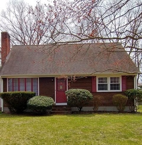 Single Family Residence in Seekonk MA 8 BIRCH Street.jpg