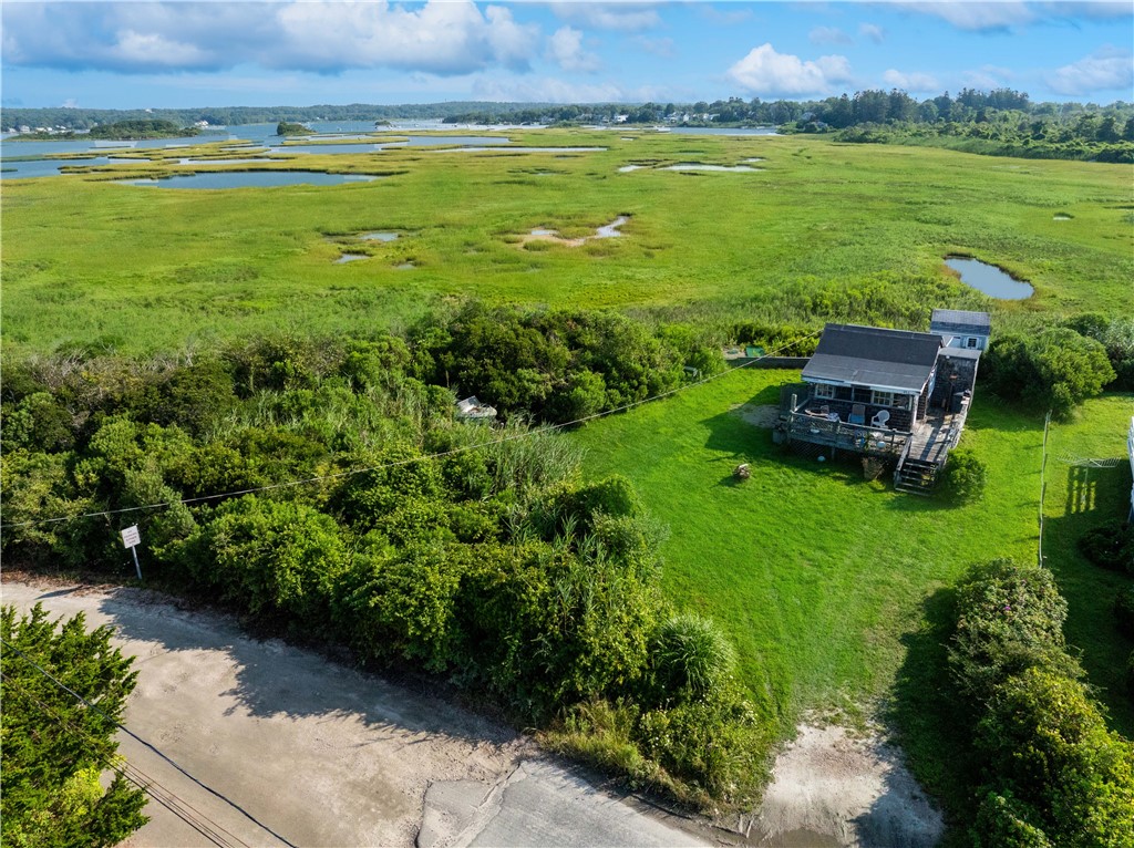 853 W Beach Road