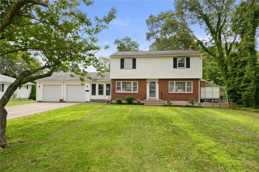 12 Azalea Drive