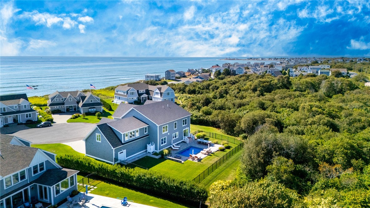 1046 Ocean Road