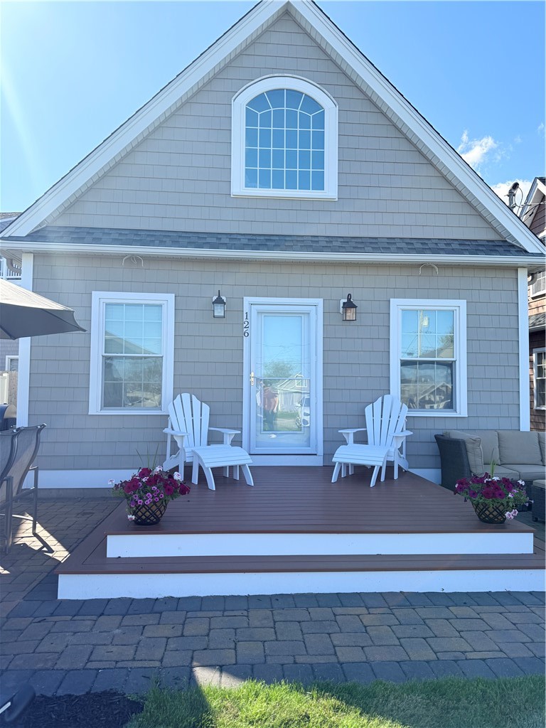 64 Burnside Avenue