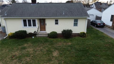 25 Winslow Street East Providence RI 02915