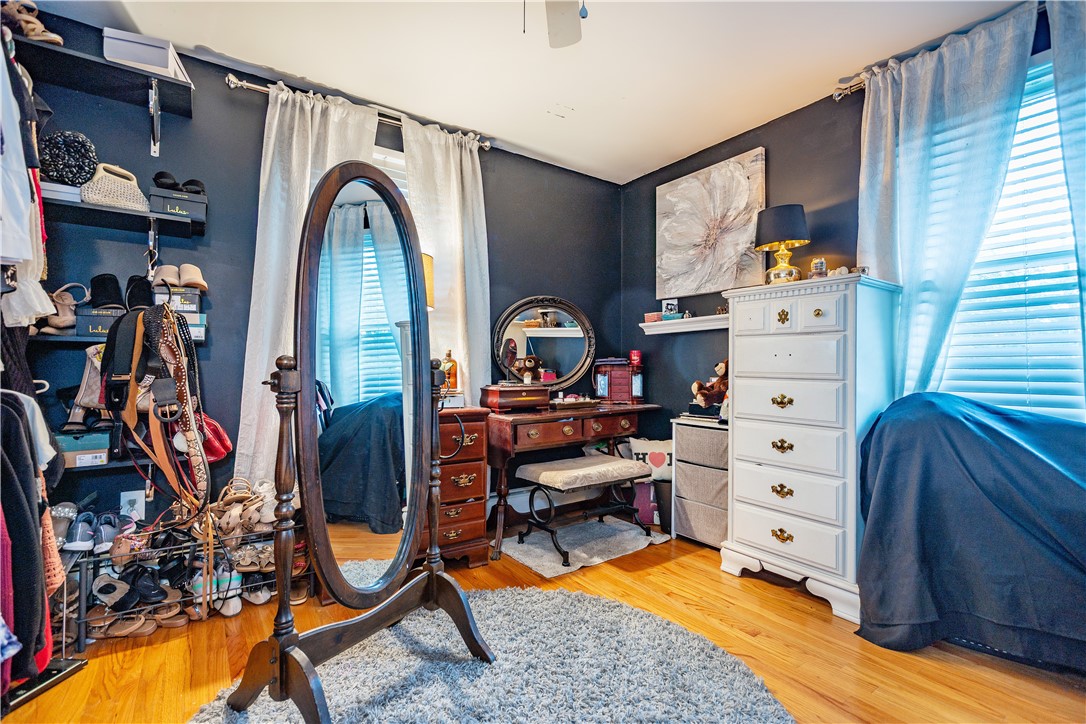 East Greenwich, Rhode Island 02818, United States, 5 Bedrooms Bedrooms, ,4 BathroomsBathrooms,Residential,Active,105029