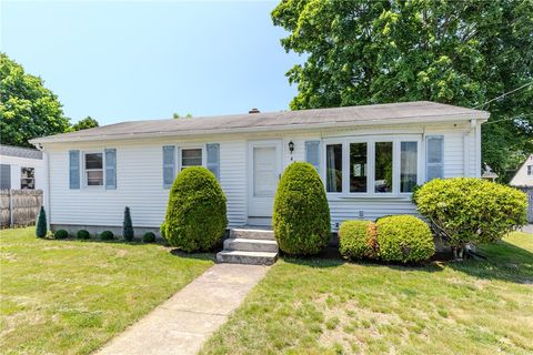 4 Halsey Drive Smithfield RI 02917