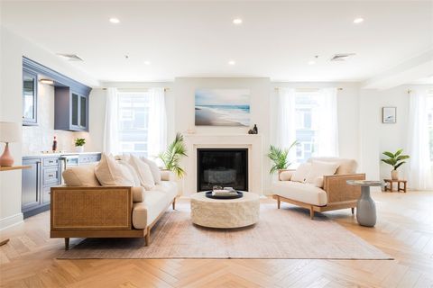 10 Brown & Howard 101 Newport RI 02840