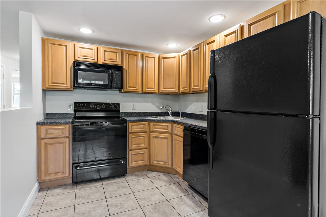 671 Metacom Avenue 39