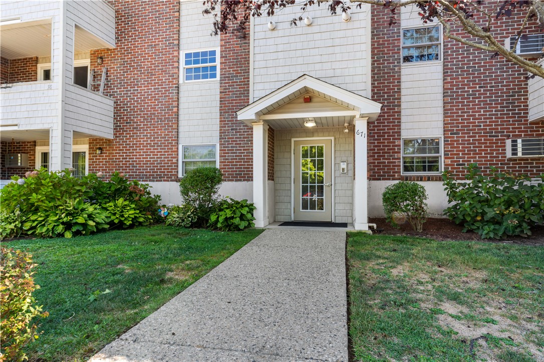 671 Metacom Avenue 39