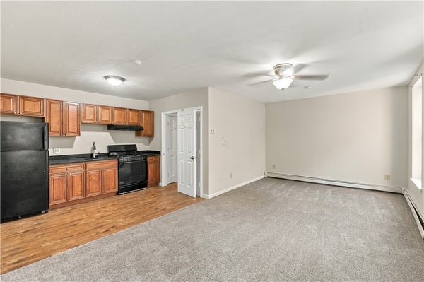 70 MAIN ST APT 2R, WOONSOCKET, RI 02895 - Image 5e84bfa5524ea91819da090df8db99bb/1301575746