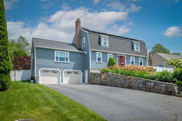 18 Valley Stream Drive