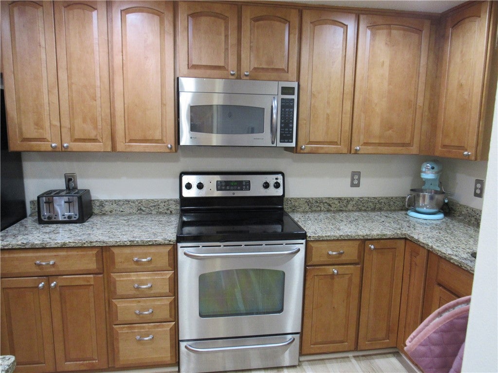 335 South Pier Road #4D